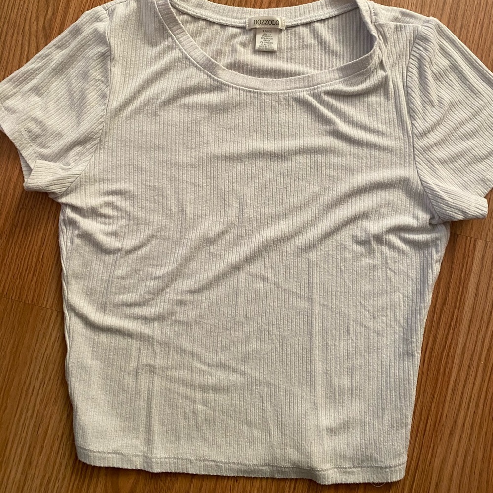 White cropped T-shirt